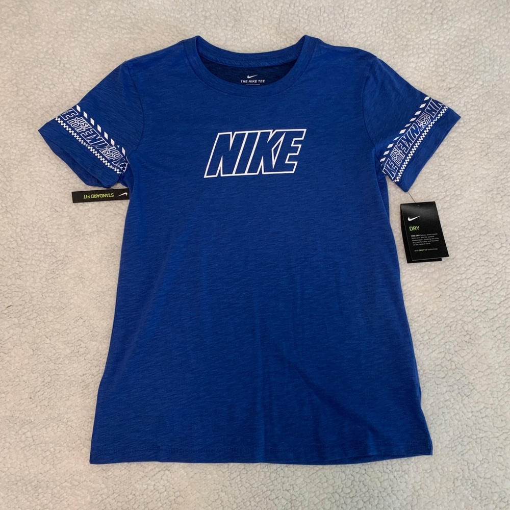 NWT Nike Dri fit tee